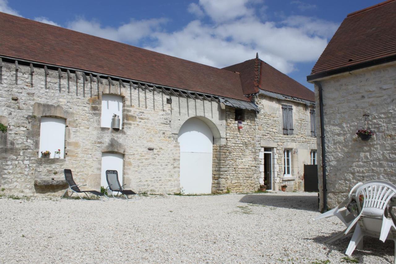 Charmante Maison Pierres 1768 Polisy Экстерьер фото